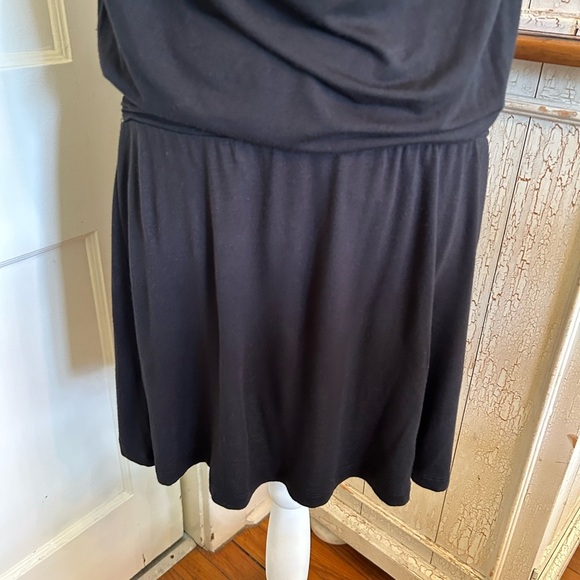 VENUS Black Cowl Neck Sleeveless Midi Dress - Picture 3 of 14